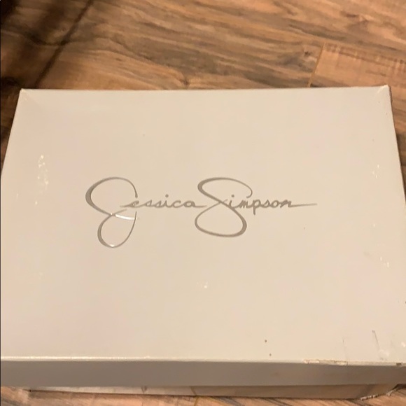 Women’s High-Heel - Picture 2 of 4